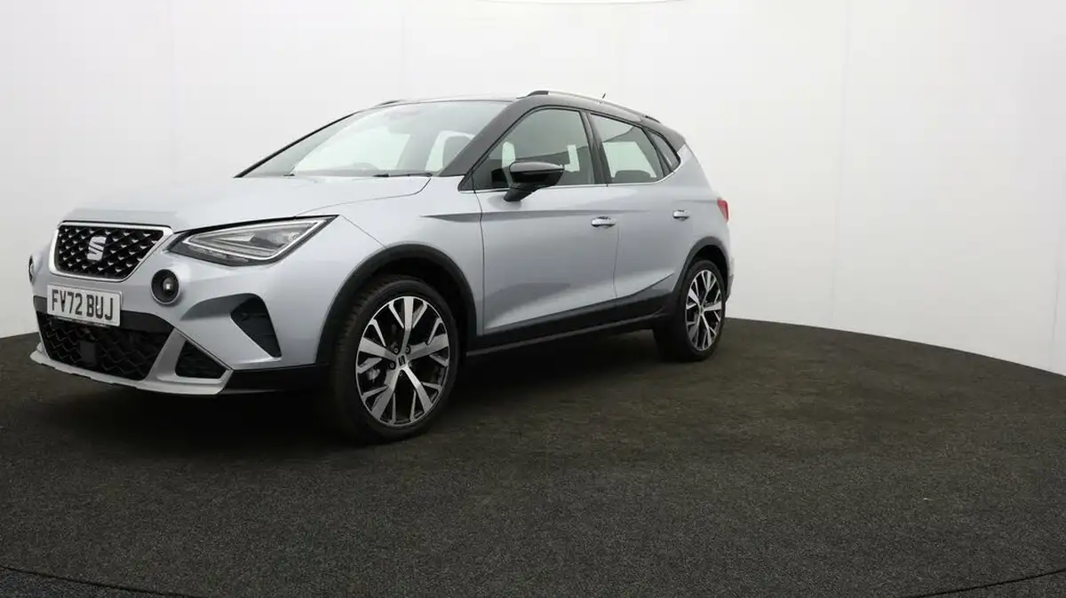 2023-seat-arona-10-tsi-xperience-lux-110ps-big-13