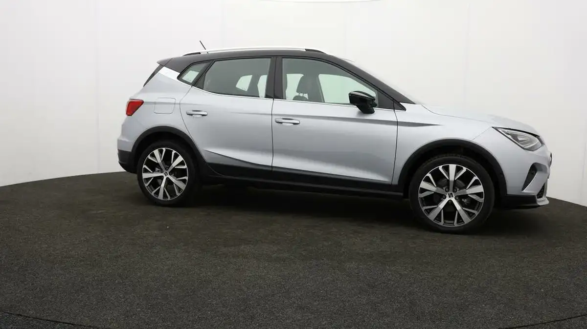 2023-seat-arona-10-tsi-xperience-lux-110ps-big-61
