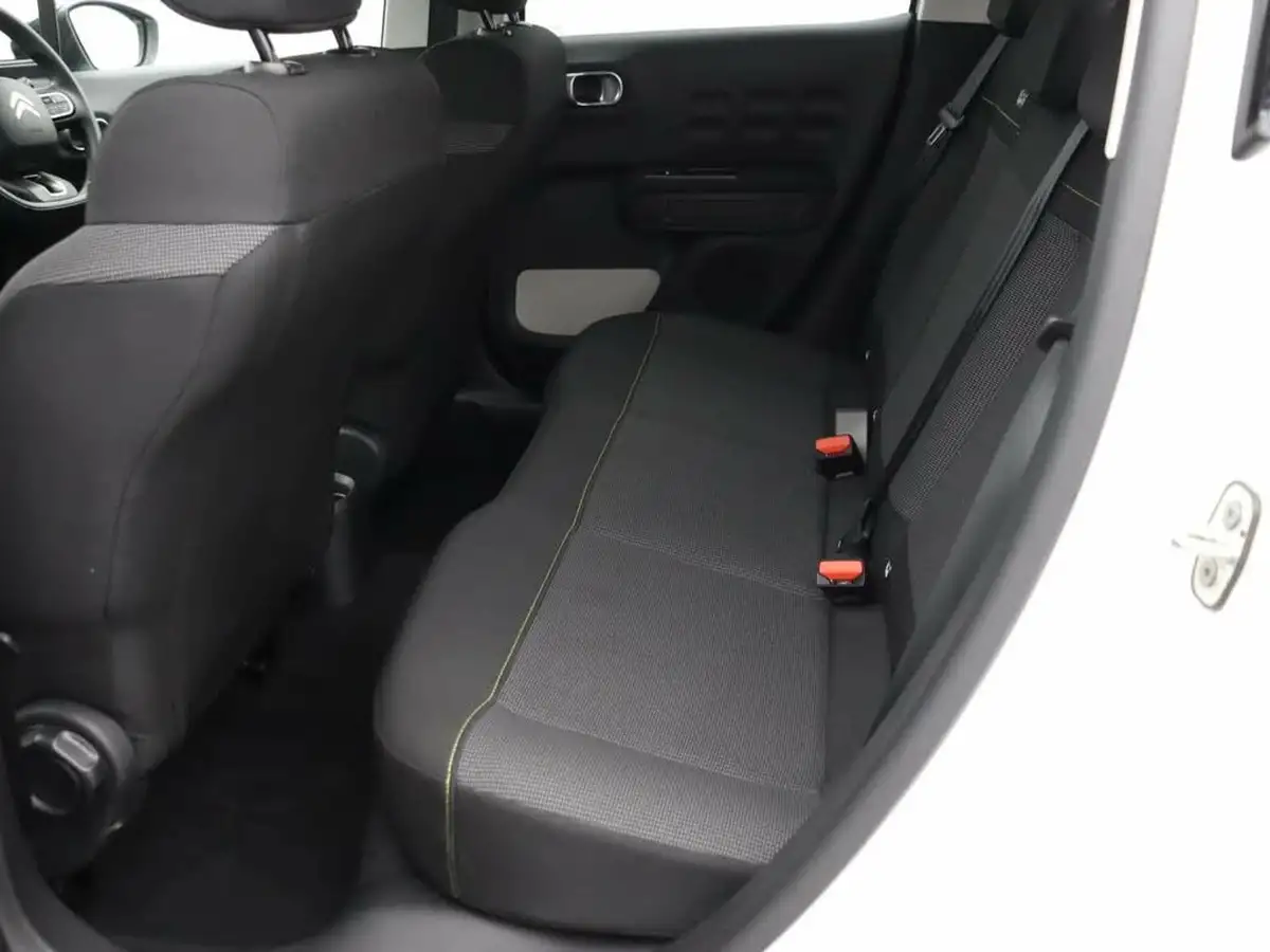 2024-citroen-c3-12-puretech-plus-110ps-eat6-big-16