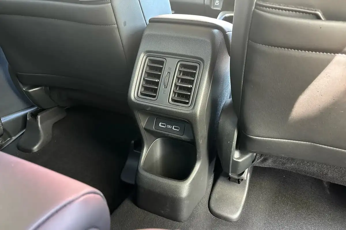 2023-honda-hr-v-15-i-mmd-advance-big-31