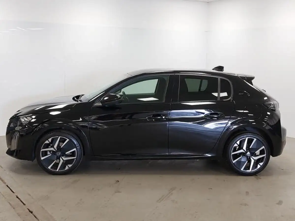 2024-peugeot-208-12-puretech-gt-100ps-big-3