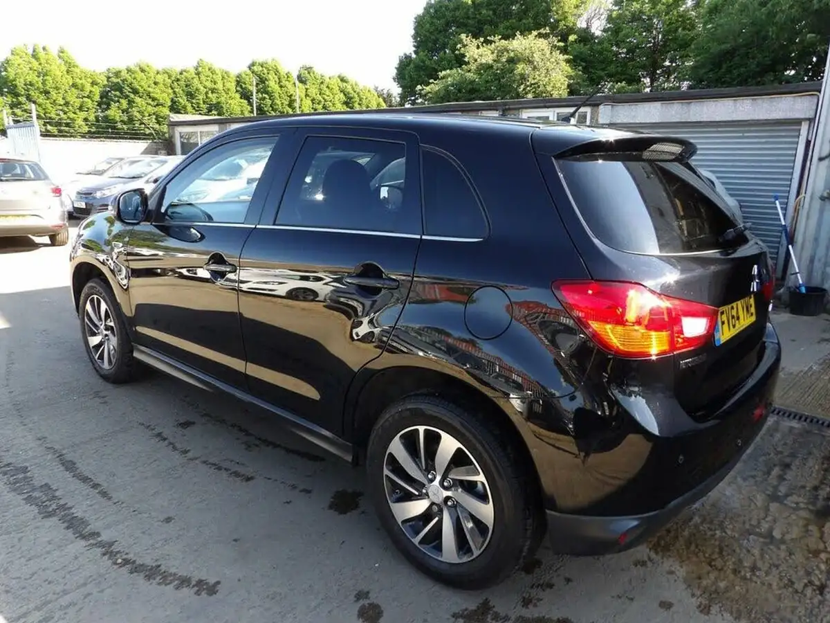 2015-mitsubishi-asx-16-3-big-3