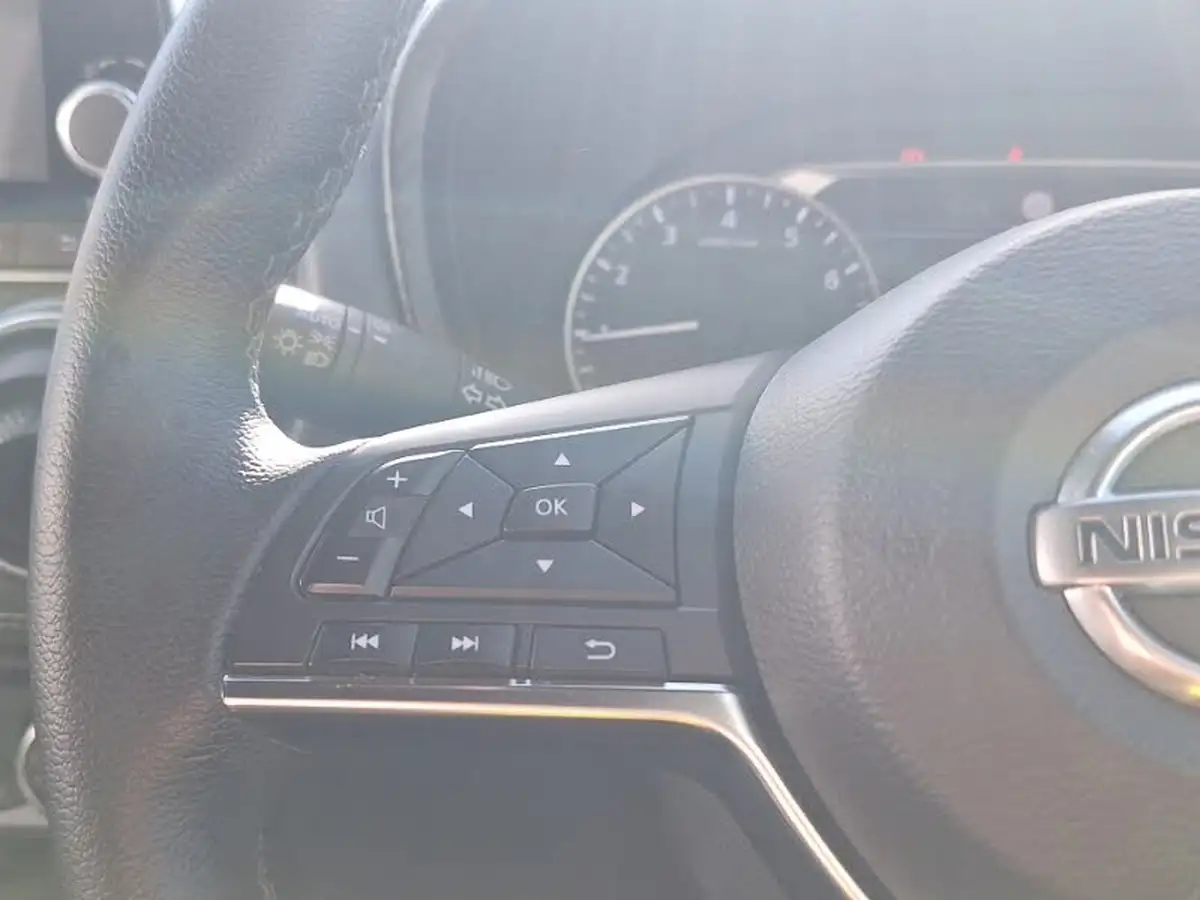 2022-nissan-juke-10-dig-t-n-connecta-big-12