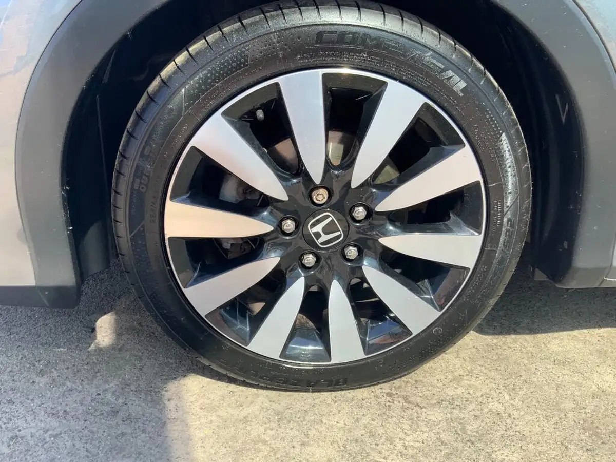 2016-honda-civic-14-i-vtec-se-plus-navi-big-19