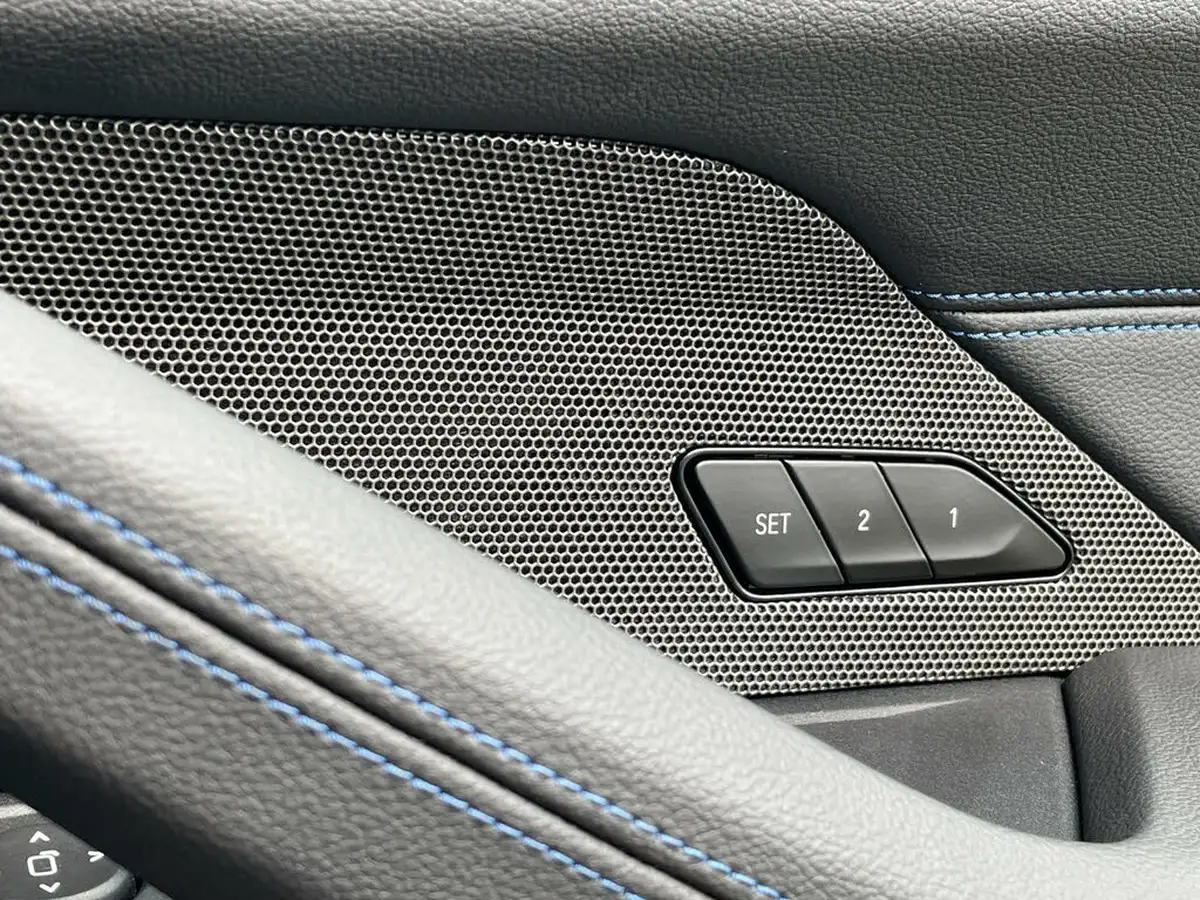2024-bmw-i4-e-m50-big-19