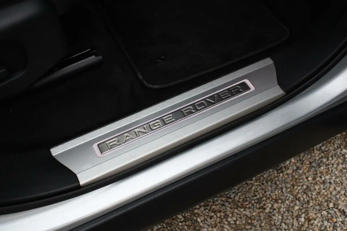 2019-land-rover-range-rover-sport-30-sdv6-hse-dynamic-big-37