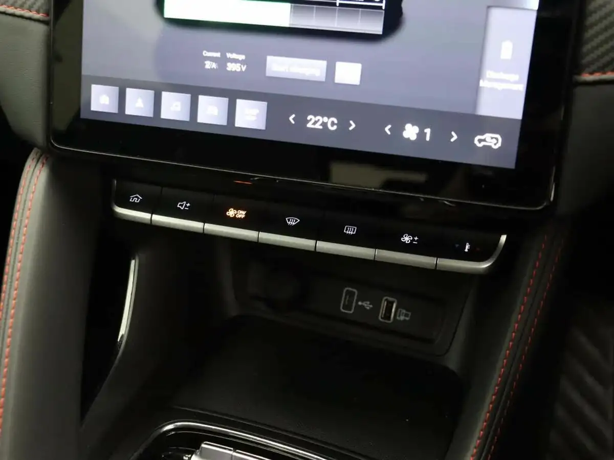 2024-mg-zs-suv-e-trophy-connect-ev-176ps-big-21