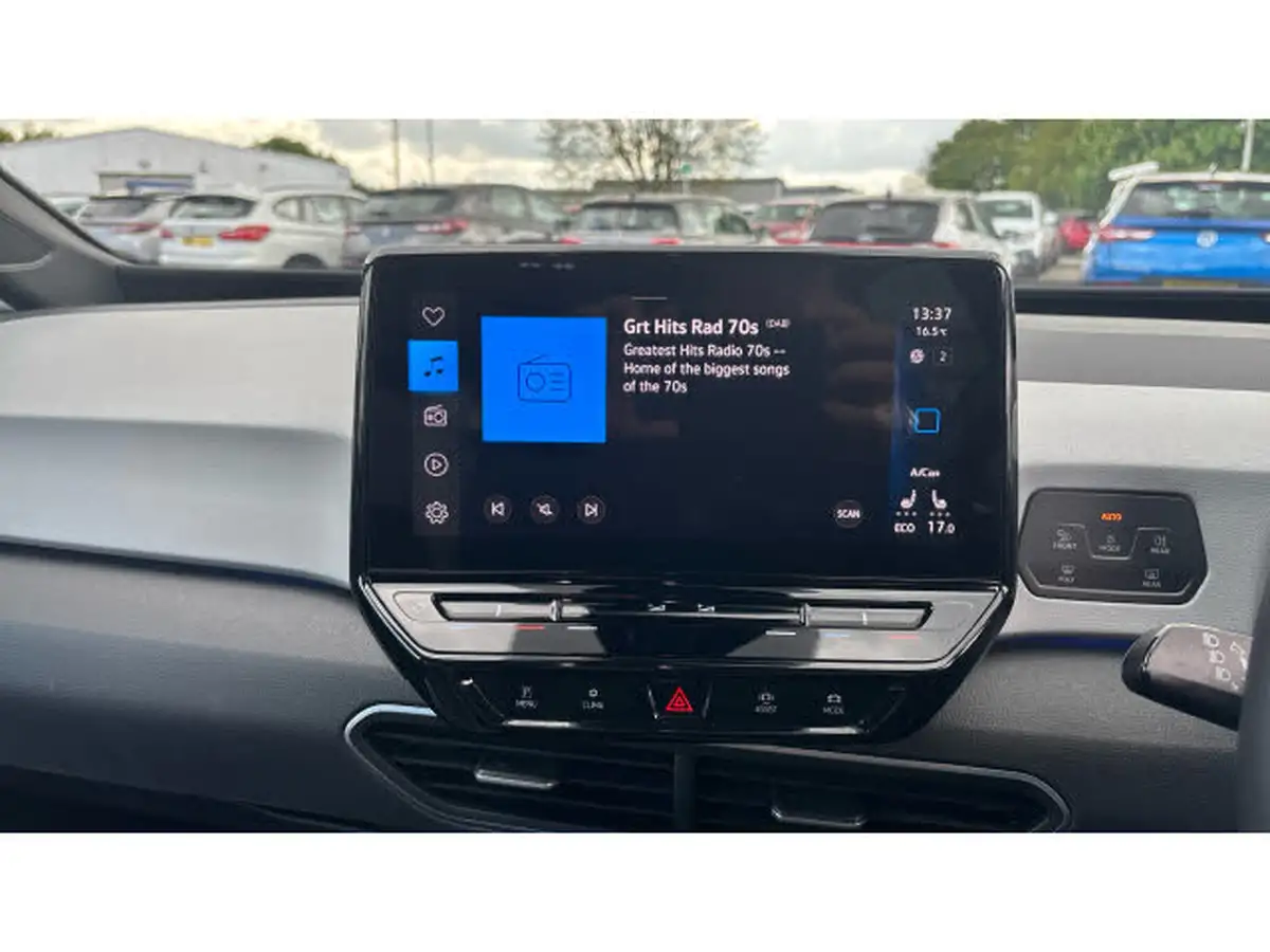 2022-volkswagen-id3-e-family-204ps-performance-big-11