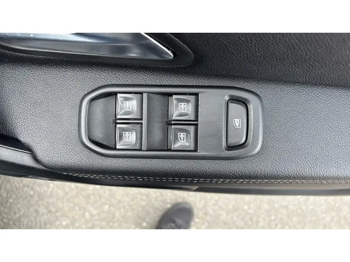 2019-dacia-duster-13-tce-prestige-150bhp-1333cc-big-61