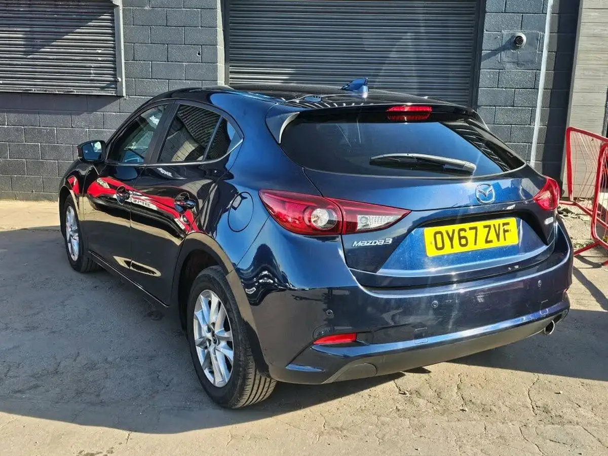 2017-mazda-mazda3-15td-se-l-nav-hatchback-5d-big-8