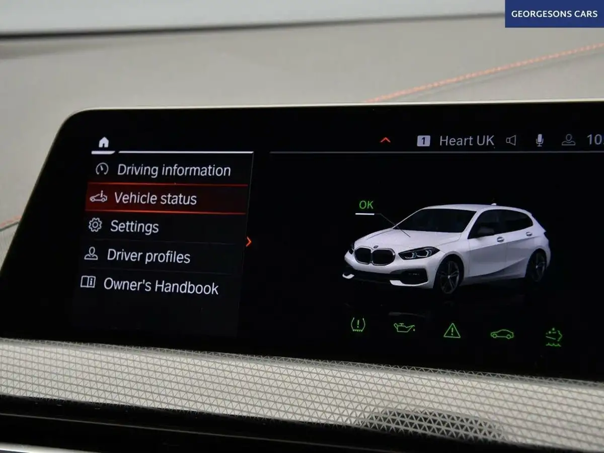 2022-bmw-1-series-15td-116d-sport-big-38