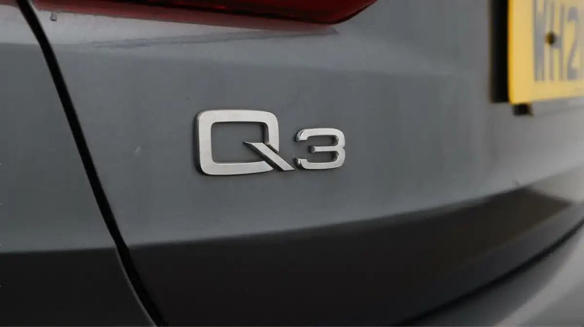 2021-audi-q3-15-35-tfsi-s-line-cod-station-wagon-big-21