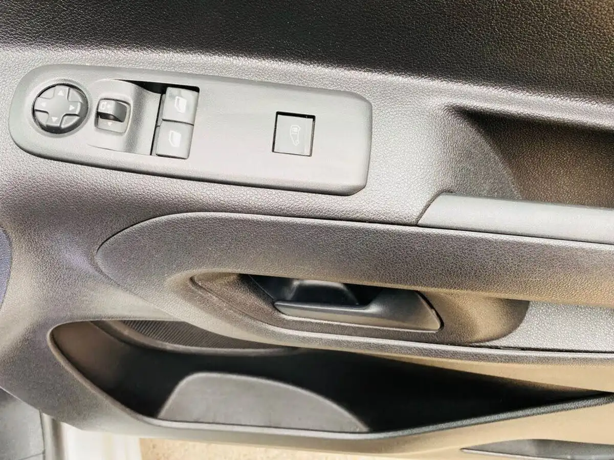 2019-citroen-berlingo-16bluehdi-650-enterprise-big-20
