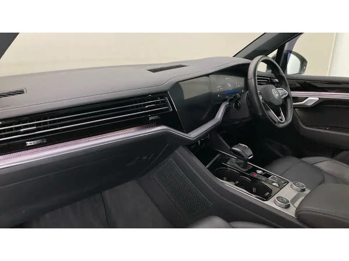 2021-volkswagen-touareg-30tdi-black-edition-286ps-big-1