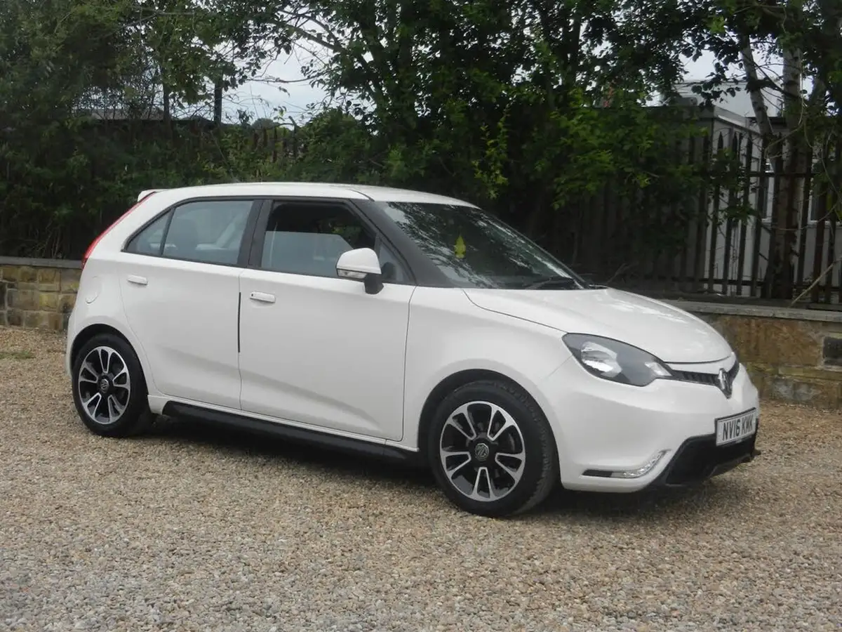 2016-mg-mg3-15-vti-tech-3style-ss-big-3