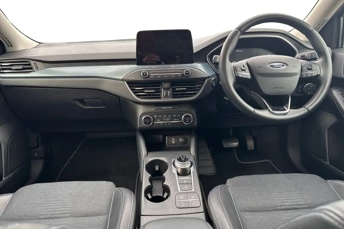 2019-ford-focus-15-active-x-hatchback-auto-big-11
