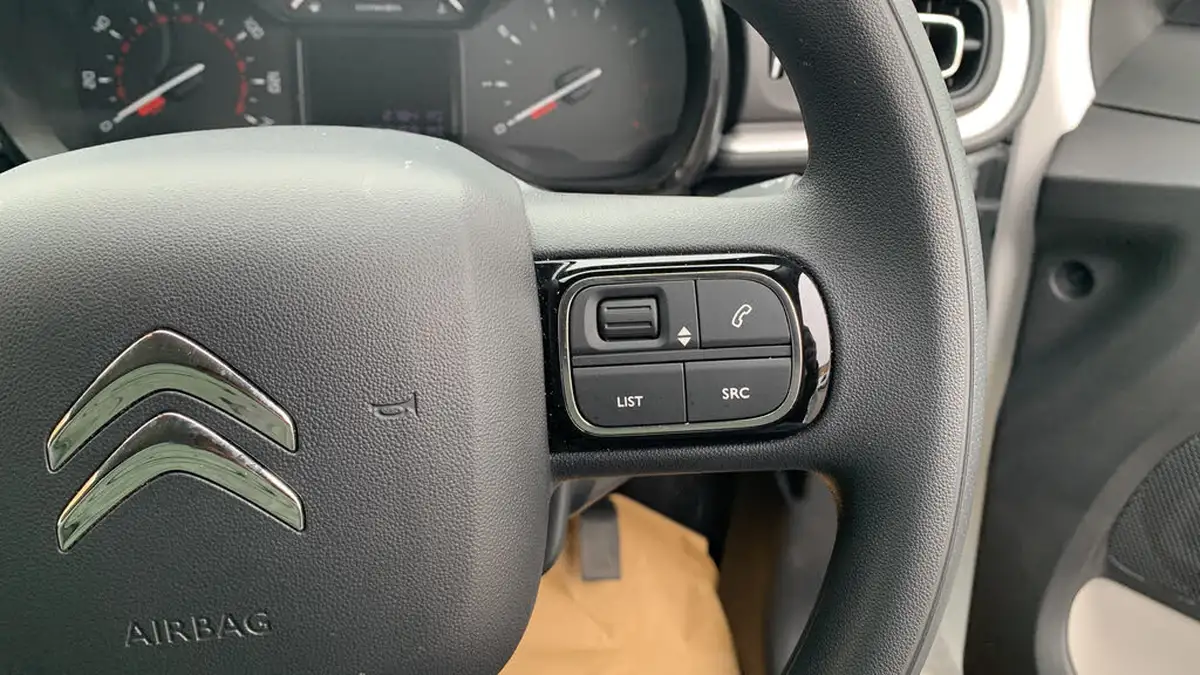 2024-citroen-c3-12-puretech-plus-83ps-big-23