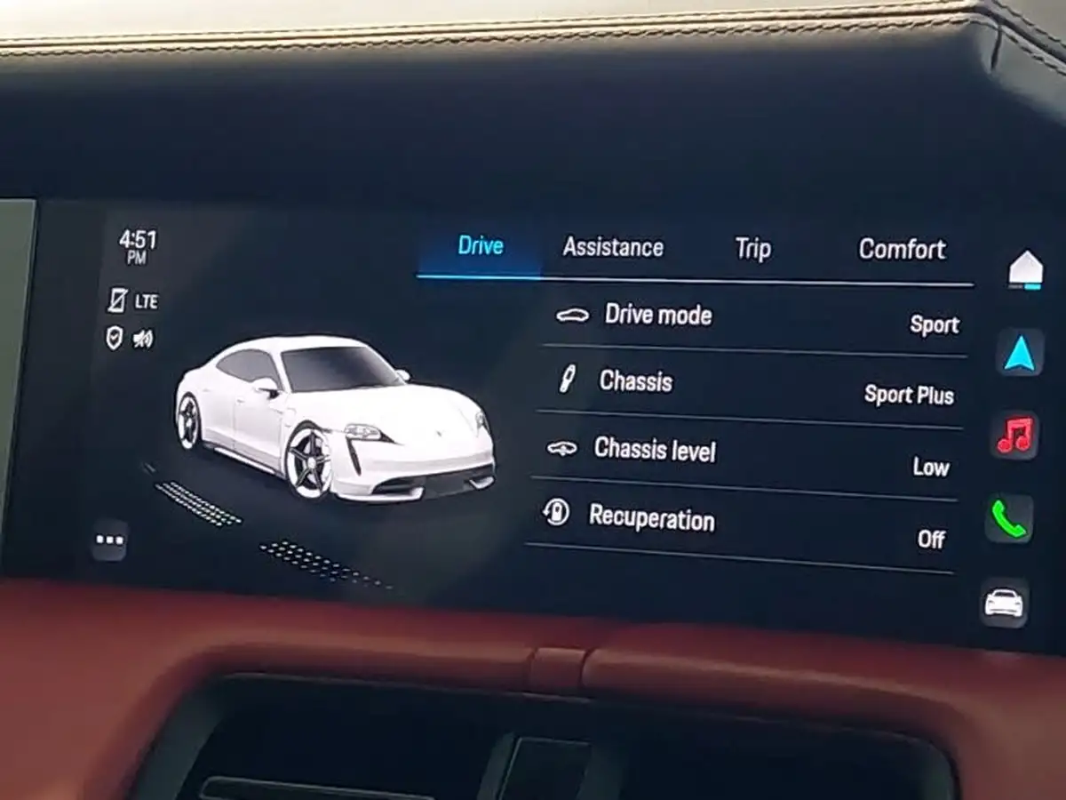 2022-porsche-taycan-e-4s-571ps-performance-battery-plus-big-15
