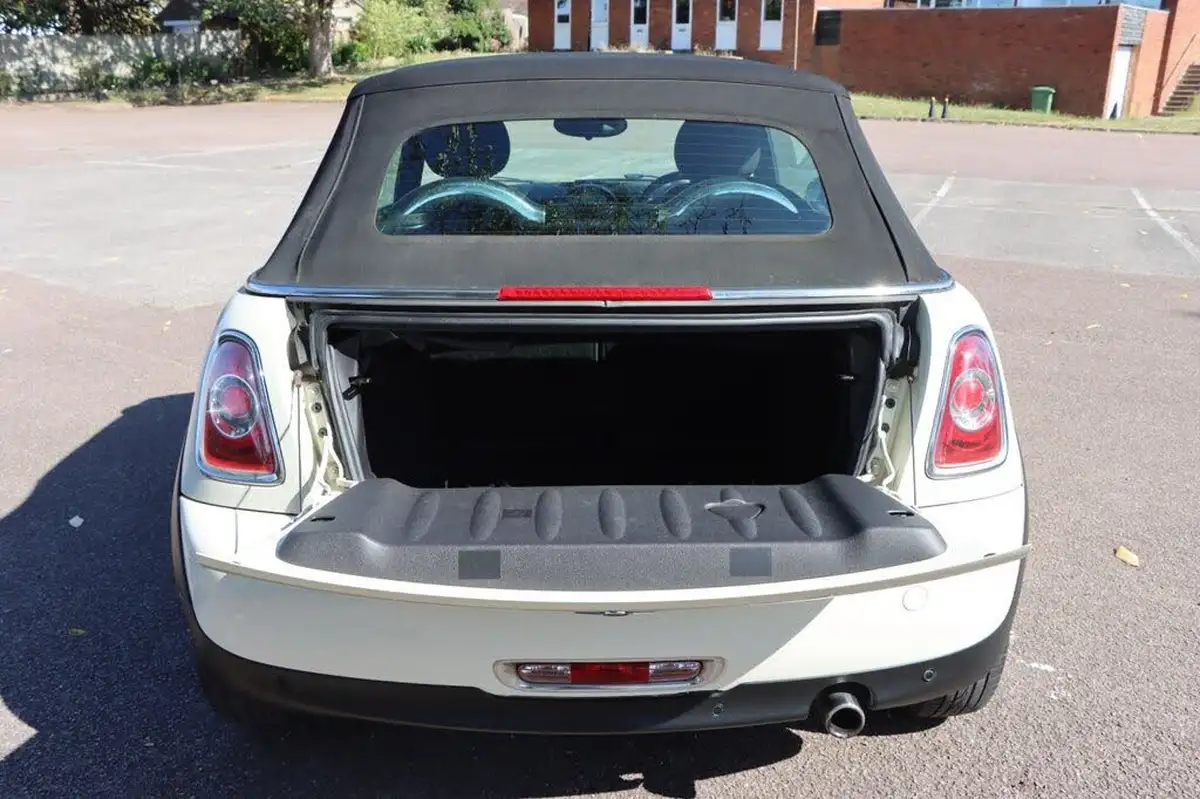 2013-mini-cooper-16-cooper-122bhp-convertible-2d-big-22