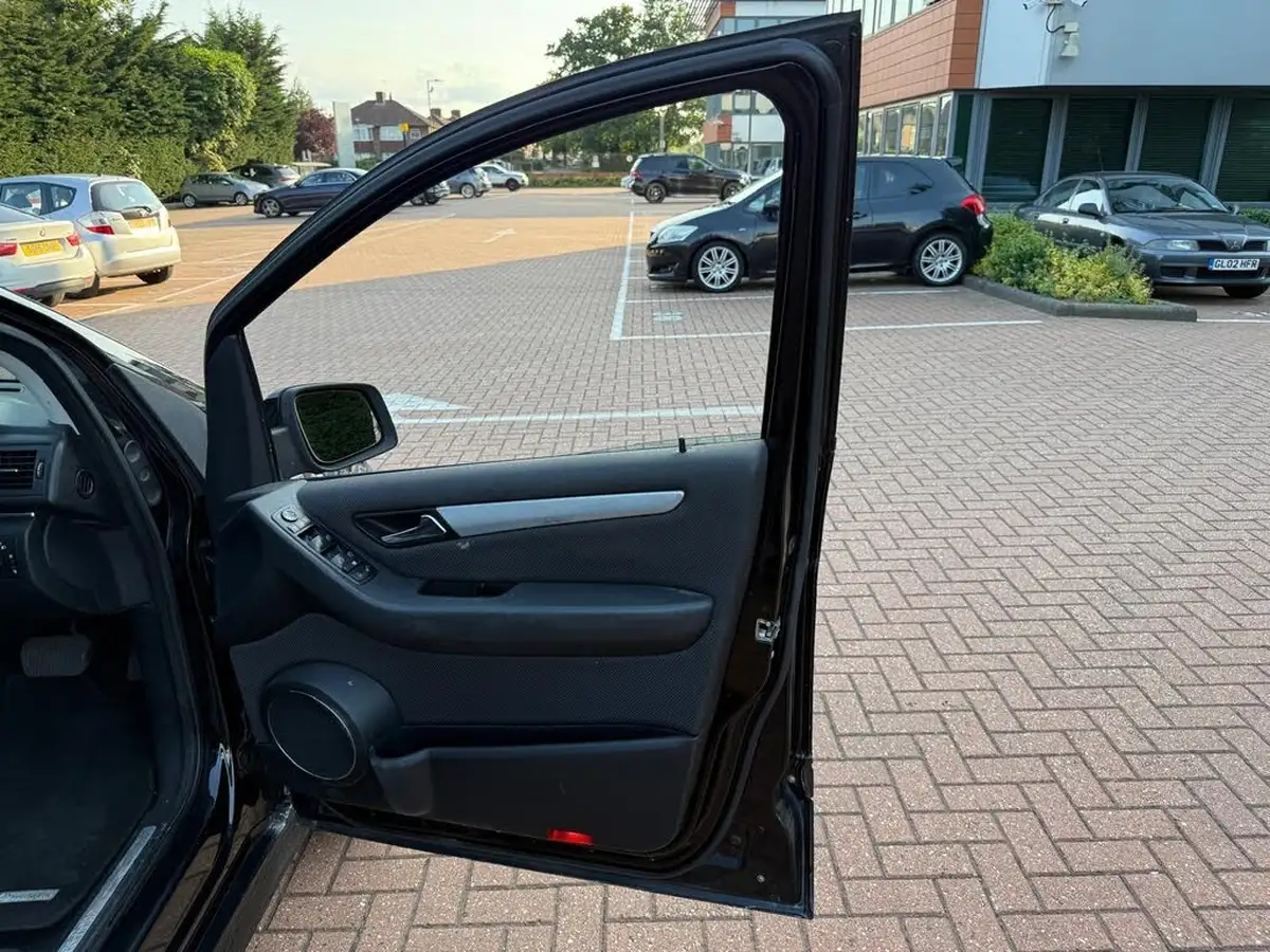 2010-mercedes-benz-b-class-15-b160-se-cvt-big-23