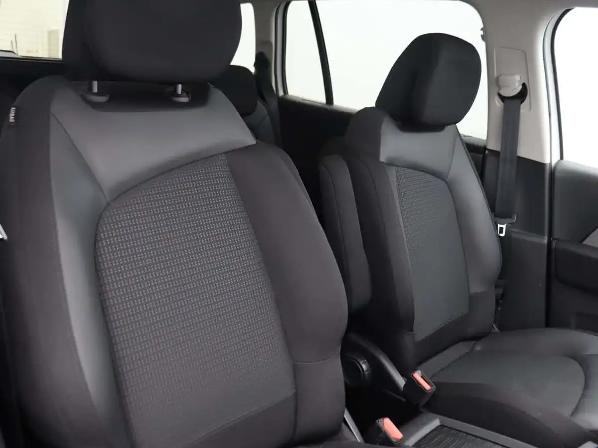 2022-citroen-grand-c4-spacetourer-12-puretech-shine-big-8