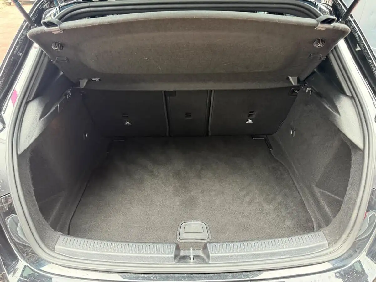 2021-mercedes-benz-a-class-13-a180-amg-line-executive-hatchback-5d-7g-dct-big-19