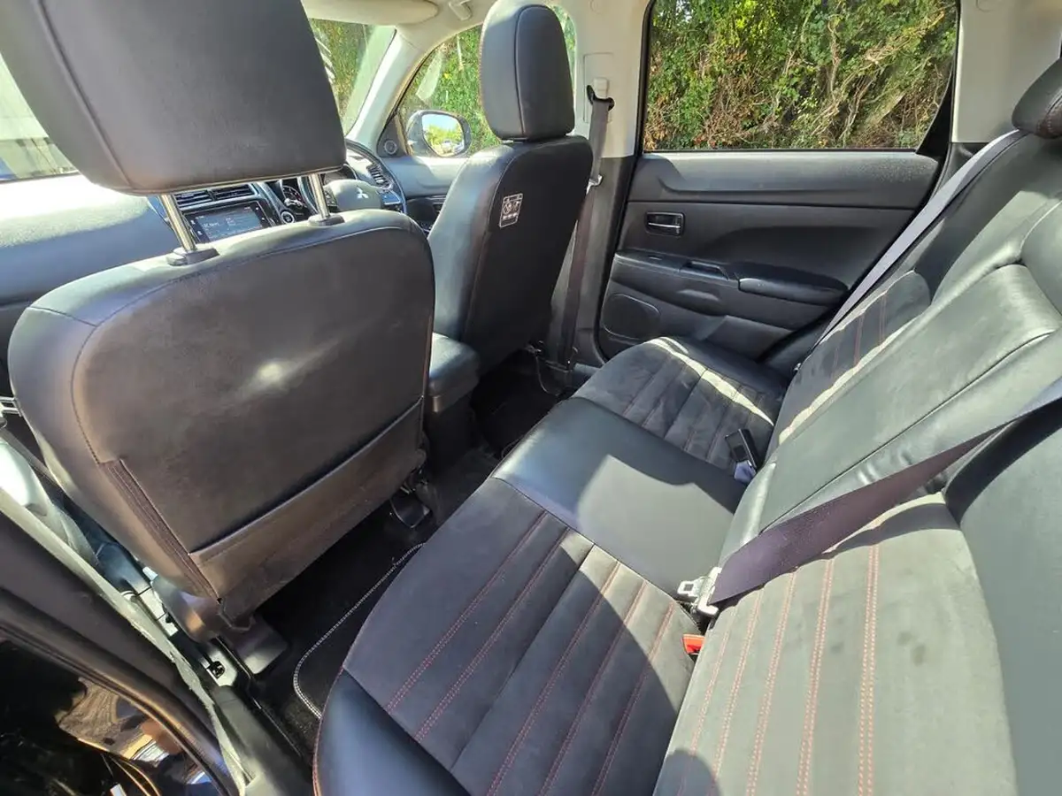 2019-mitsubishi-asx-16-black-big-12