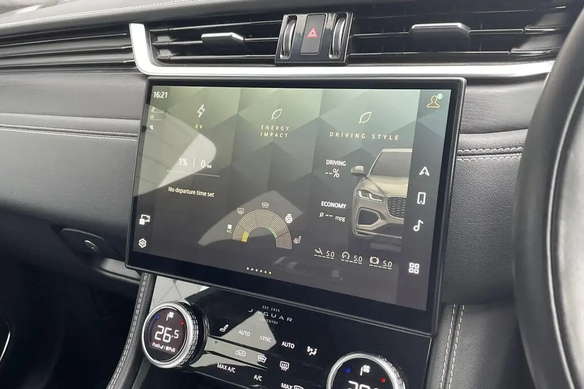 2023-jaguar-f-pace-20-p250-r-dynamic-hse-black-big-61