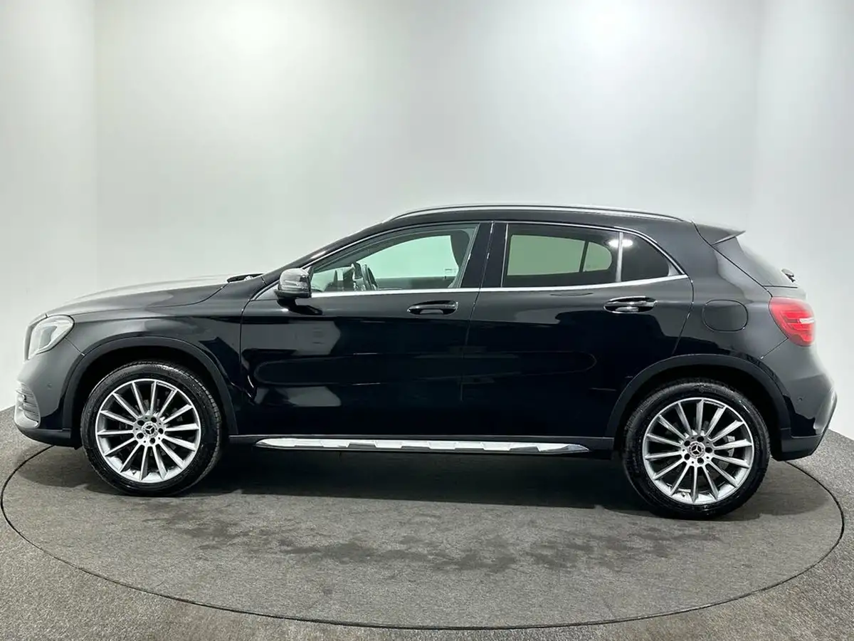 2019-mercedes-benz-gla-class-16-gla-200-amg-line-edition-7g-dct-big-3