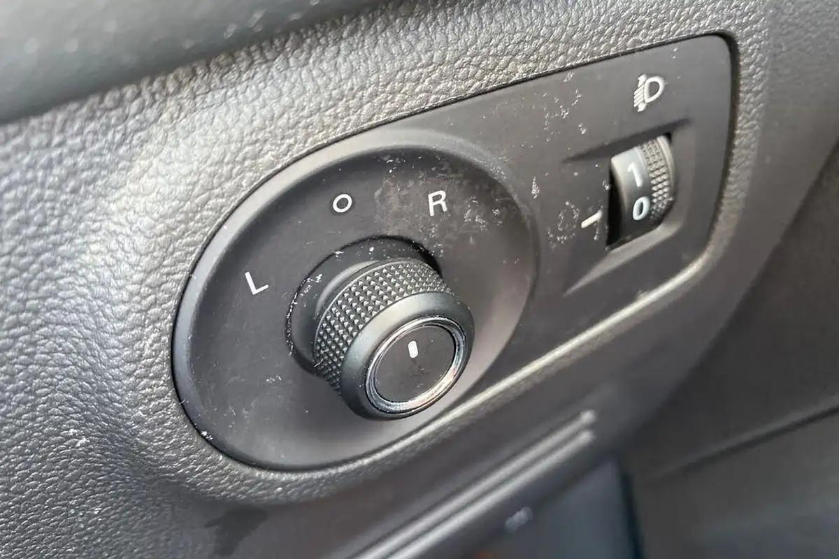 2023-mg-zs-suv-15-vti-tech-exclusive-big-22