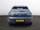 2019-porsche-macan-20-small-8