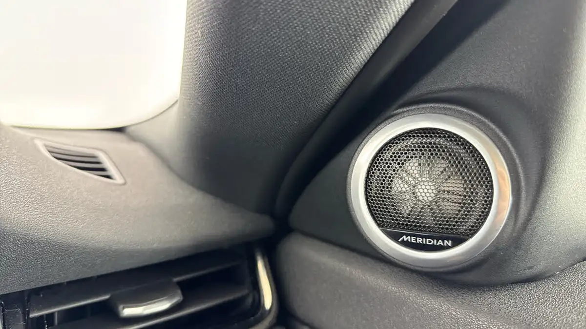 2019-land-rover-range-rover-evoque-20-d180-r-dynamic-hse-big-27