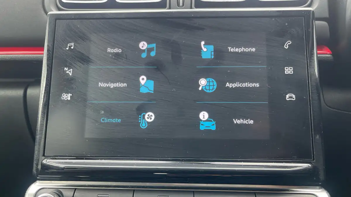 2020-citroen-c3-12-puretech-flair-plus-83ps-big-23