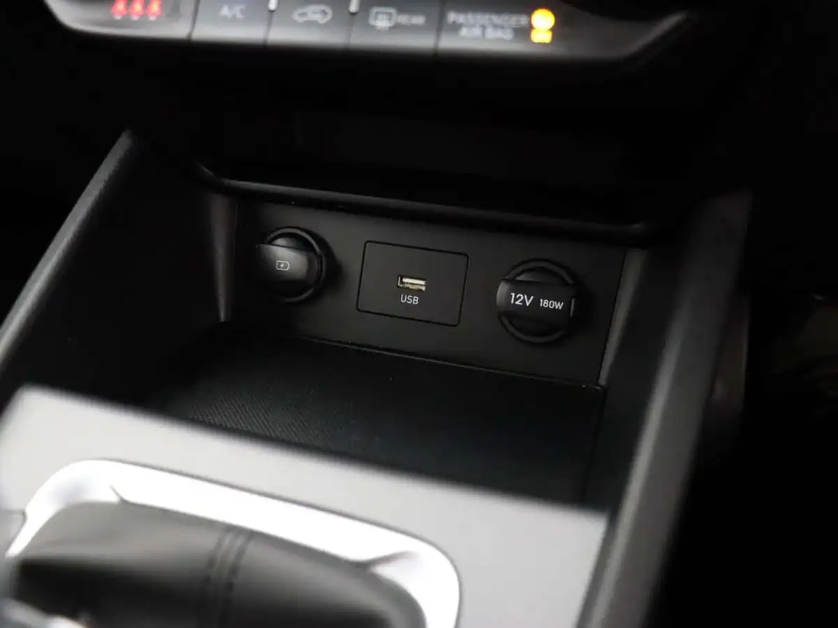 2022-hyundai-kona-10-t-gdi-se-connect-big-35