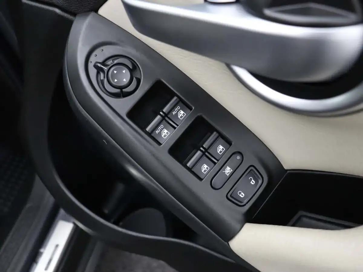 2017-fiat-500x-14-multiair-lounge-big-22