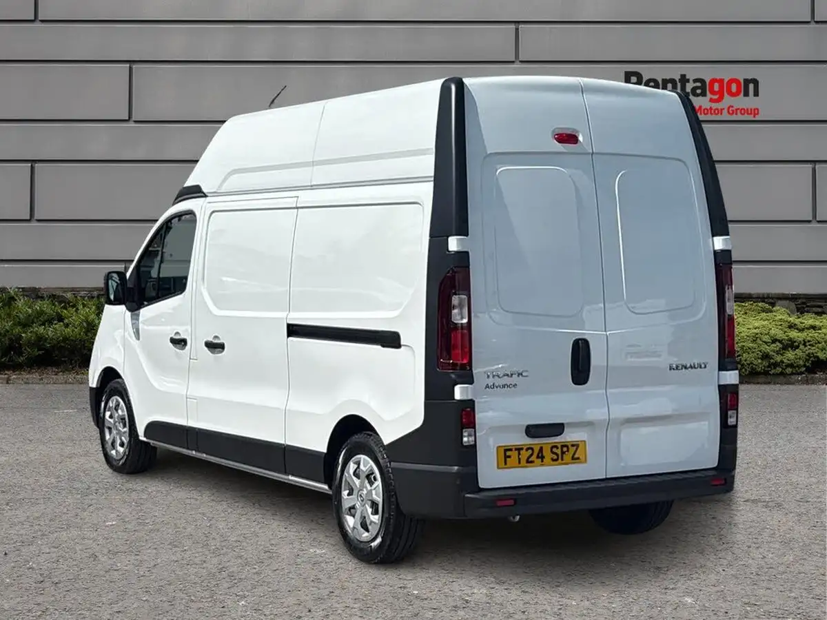2024-renault-trafic-20dci-lh30-150-advance-big-1