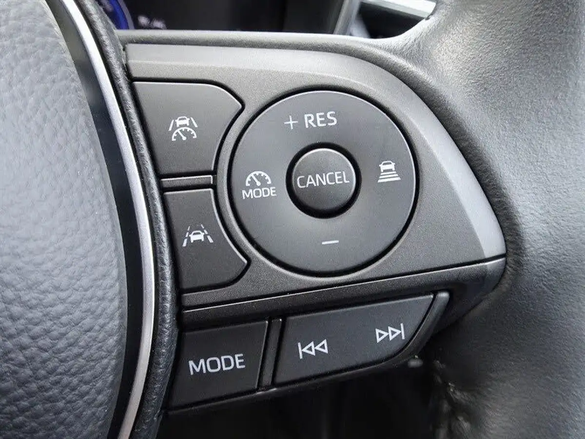 2024-suzuki-swace-18-motion-big-29