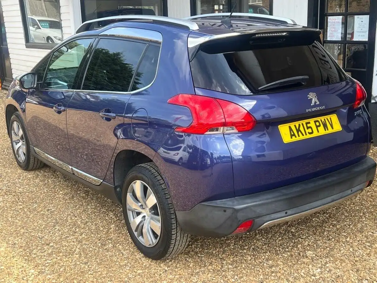 2015-peugeot-2008-crossover-12-puretech-allure-82bhp-big-12