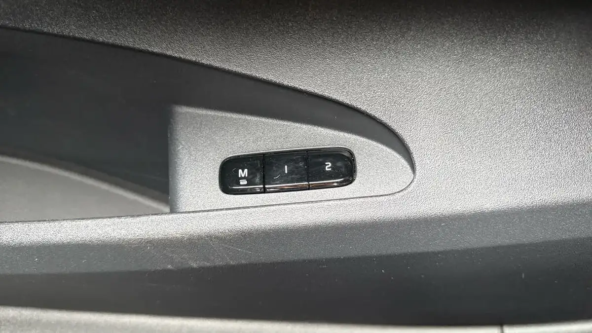 2022-polestar-polestar-2-e-ps2-170kw-standard-single-big-22