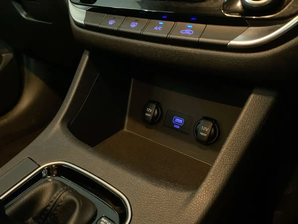 2023-hyundai-i30-10-t-gdi-se-connect-hatchback-dct-big-32