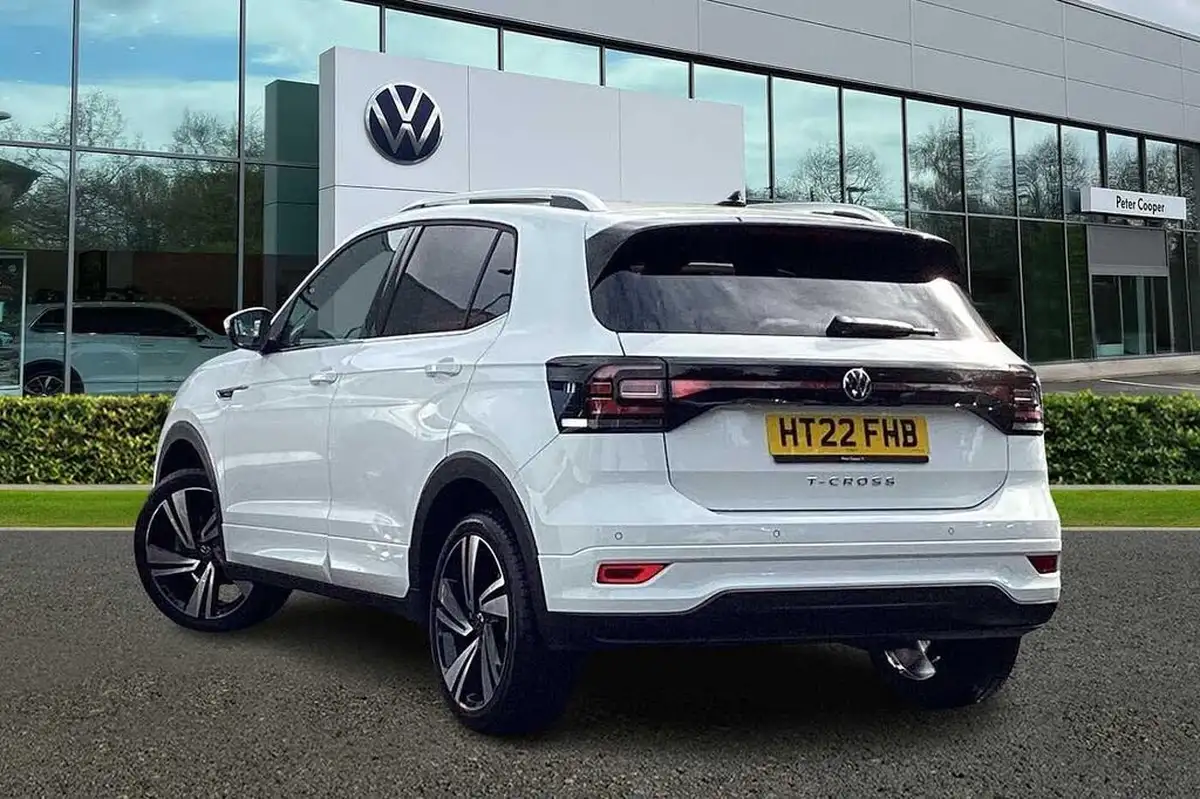 2022-volkswagen-t-cross-10-tsi-r-line-big-2