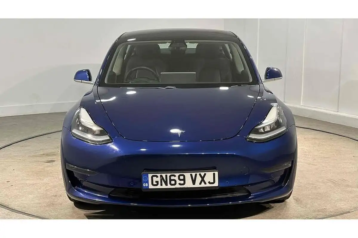 2019-tesla-model-3-e-standard-plus-big-3