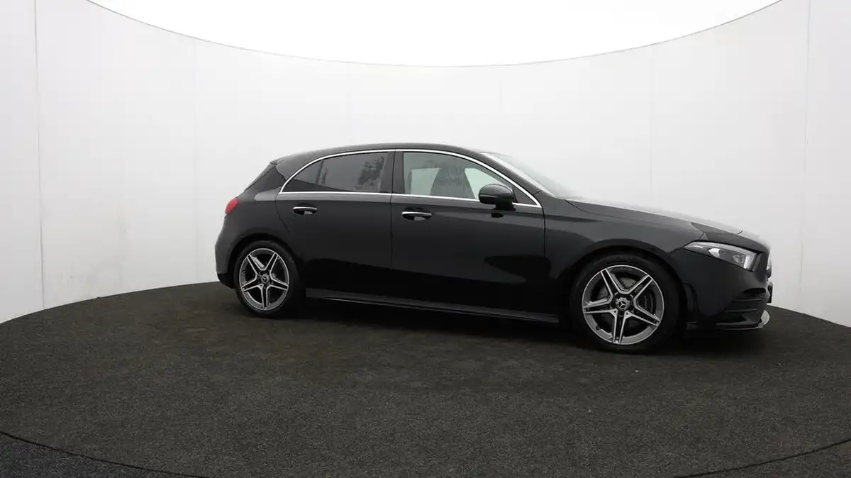2019-mercedes-benz-a-class-20-a220-amg-line-premium-plus-hatchback-5d-4matic-big-47
