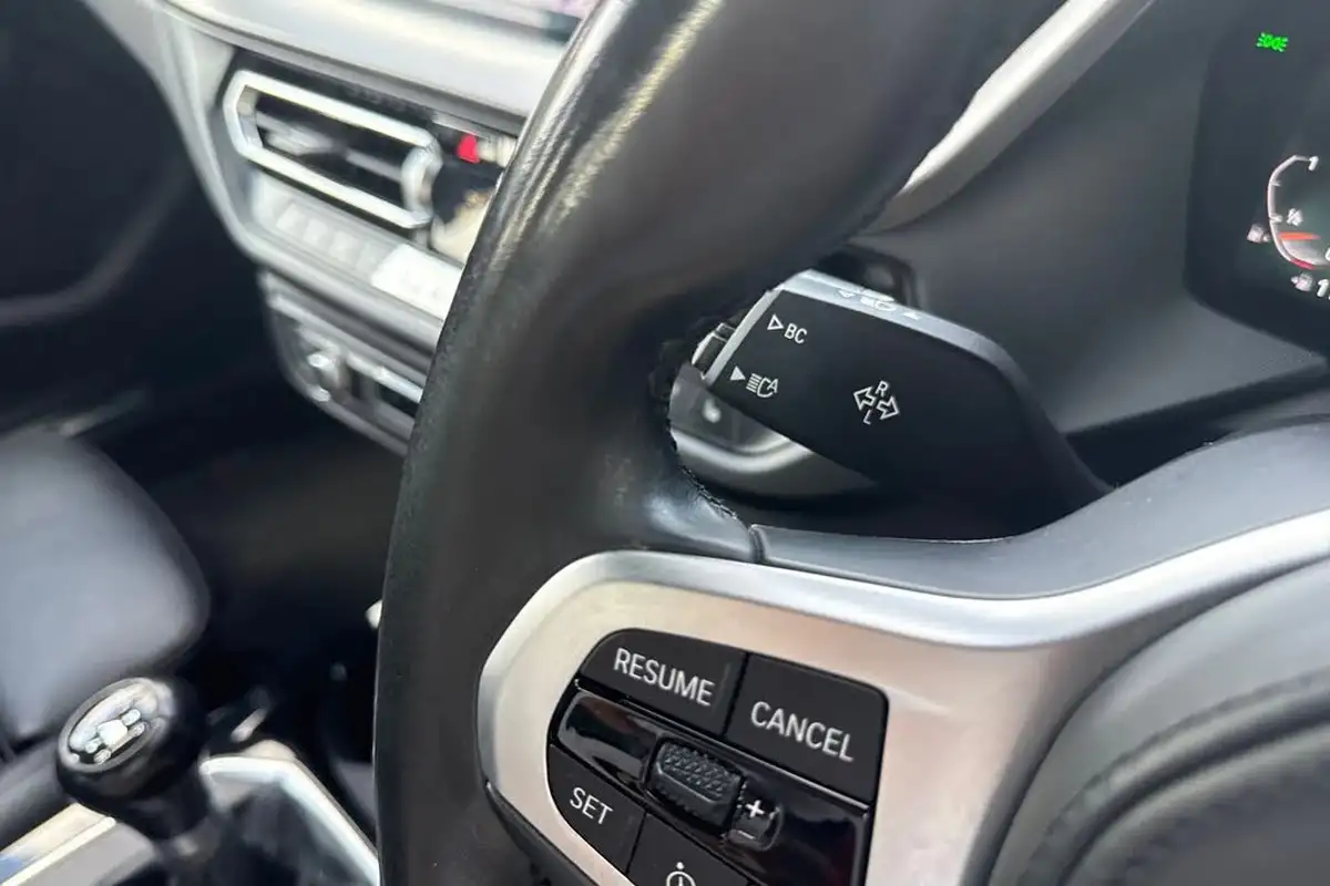 2021-bmw-1-series-15-118i-m-sport-lcp-big-53