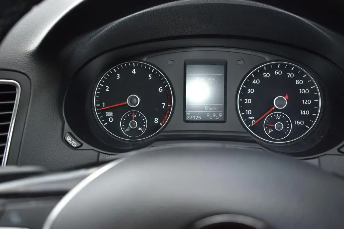 2021-volkswagen-sharan-14-tsi-se-nav-dsg-big-25