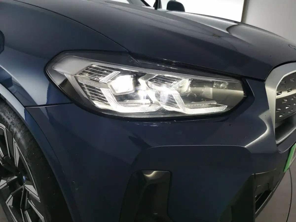 2022-bmw-ix3-e-m-sport-big-38