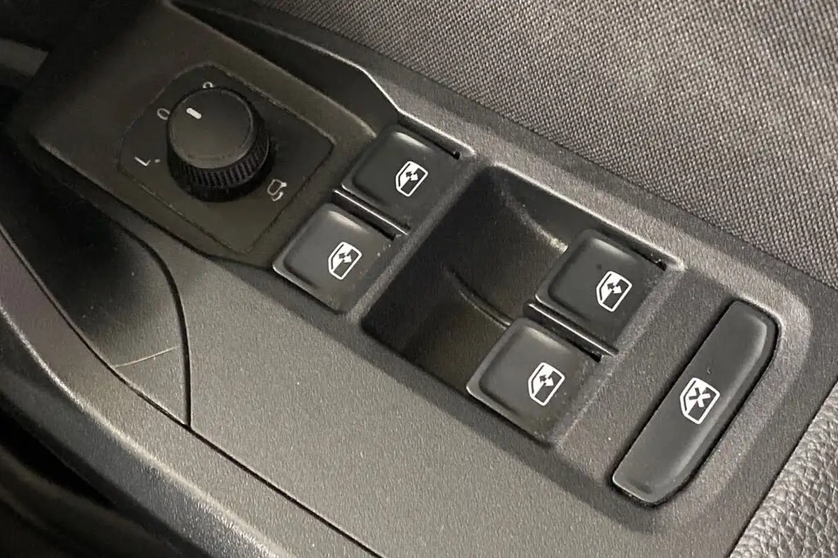 2023-seat-ibiza-10-tsi-fr-110ps-big-37