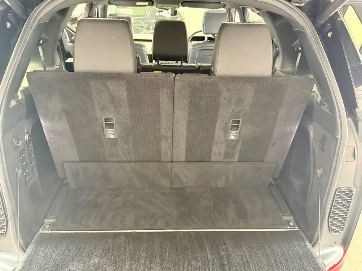 2020-land-rover-discovery-30-sd6-hse-big-43