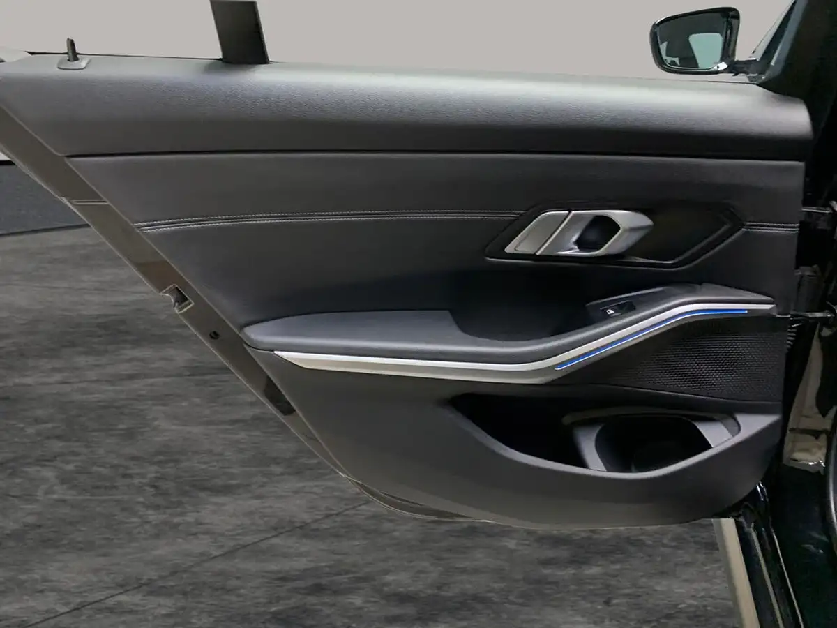 2021-bmw-3-series-20-330e-m-sport-tech-packpro-pack-saloon-4d-big-37