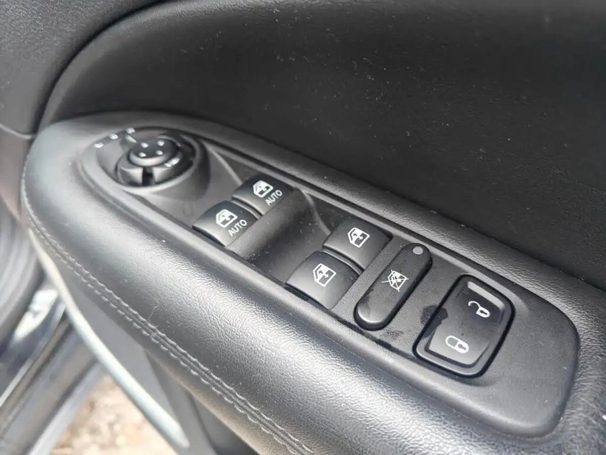 2020-jeep-compass-14-multiair-ii-night-eagle-big-53